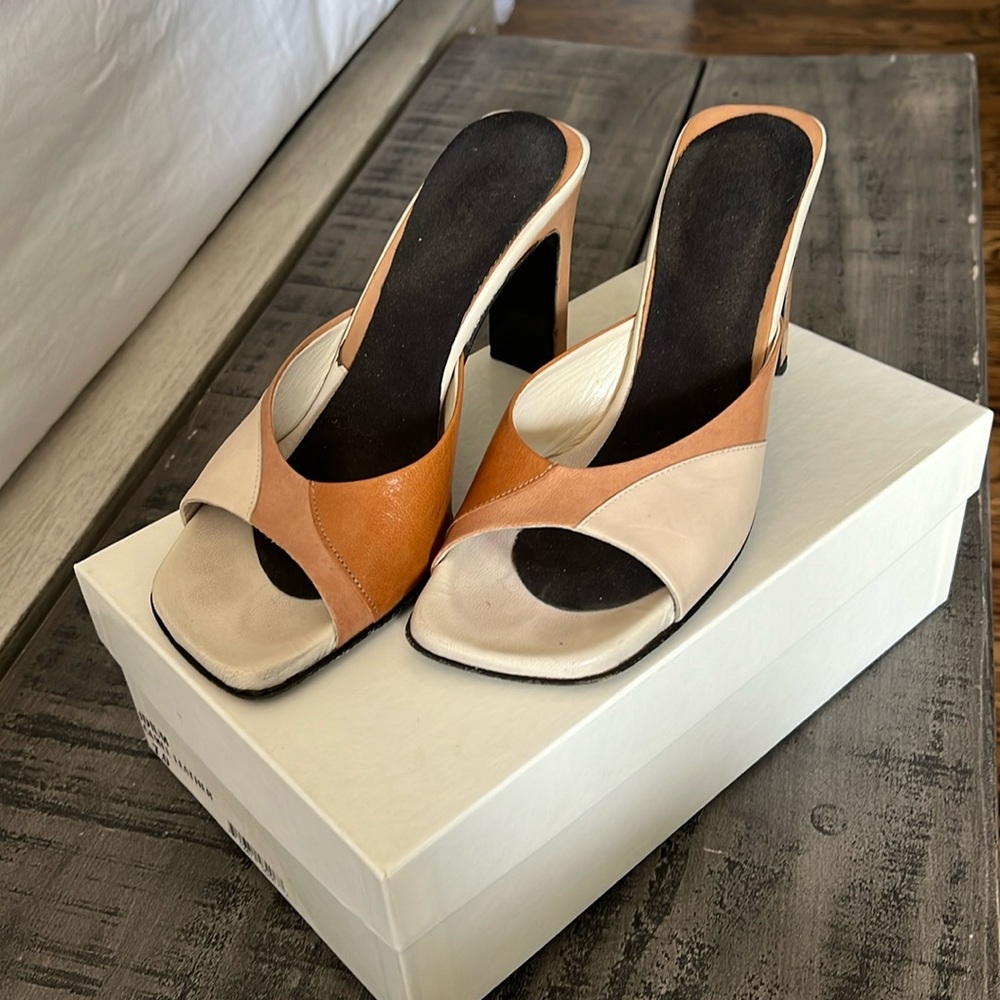 Camel leather 3 tone heels